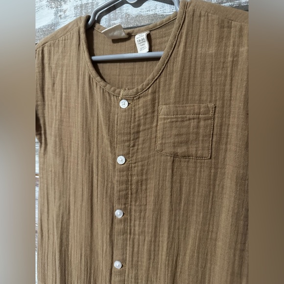 Baby Gap Short Sleeve Gauze Jumpsuit - Picture 2 of 5